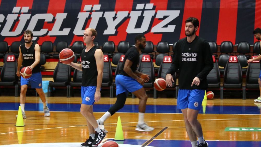 Gaziantep Basketbol, Galatasaray'a hazırlanıyor